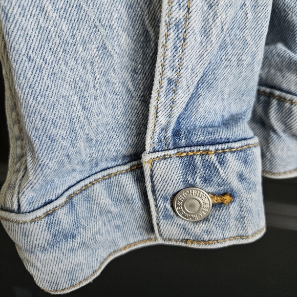 Abercrombie & Fitch Denim Trucker Jacket Men’s XL Light Wash - Picture 6 of 11